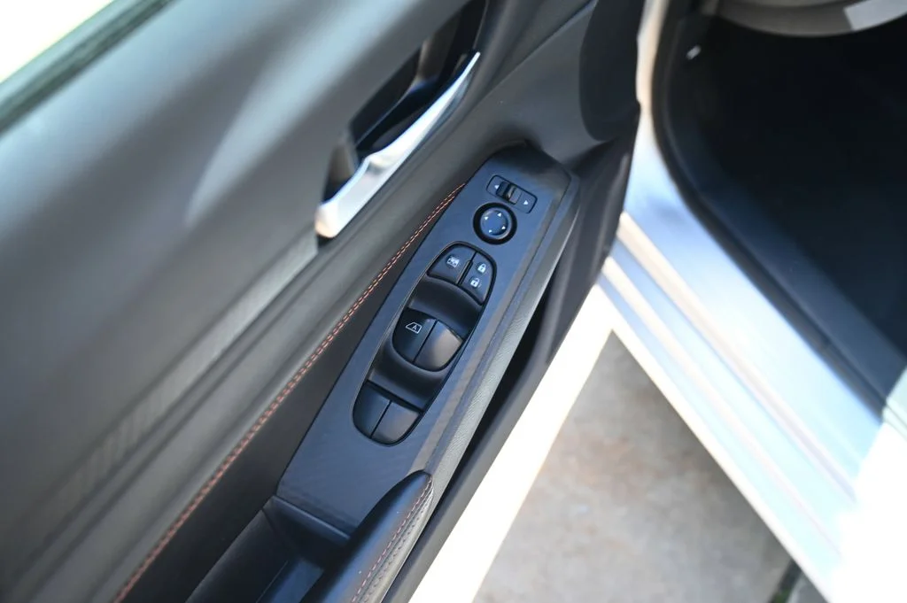 2022 Nissan Altima SR - Photo 12