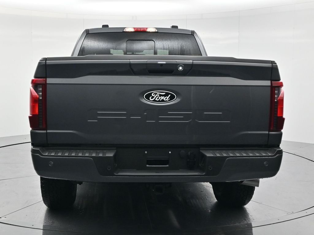 New 2026 Carbonized Gray Metallic Ford XLT image 6