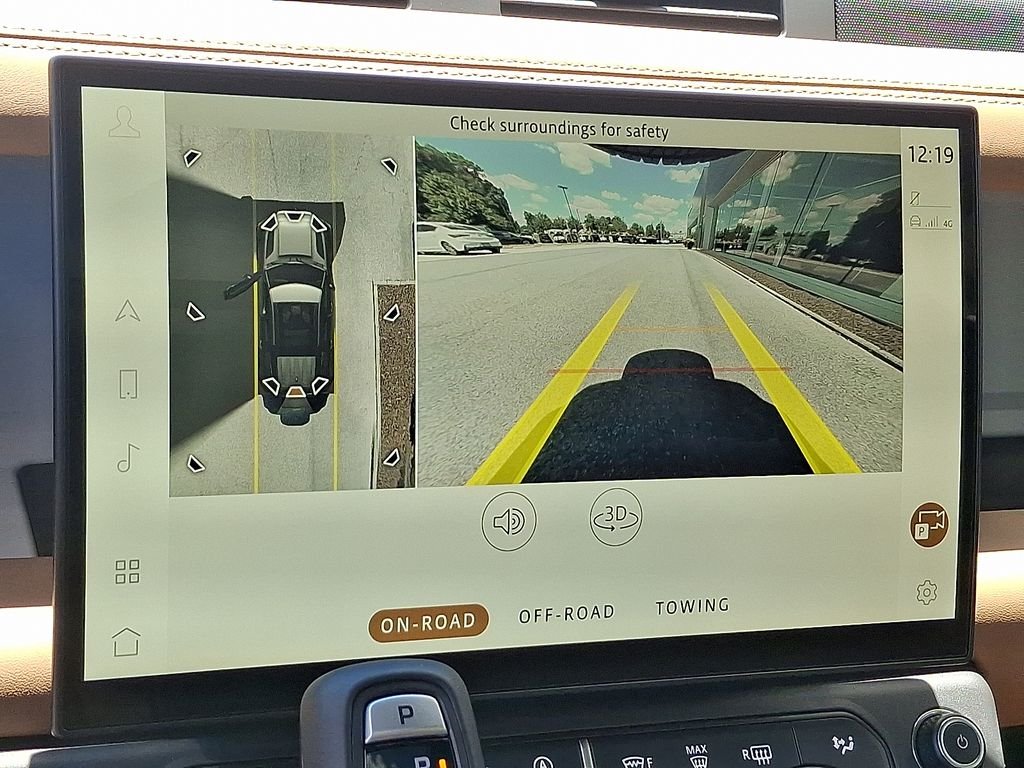 New 2026 Fuji White Land Rover X-Dynamic SE image 17