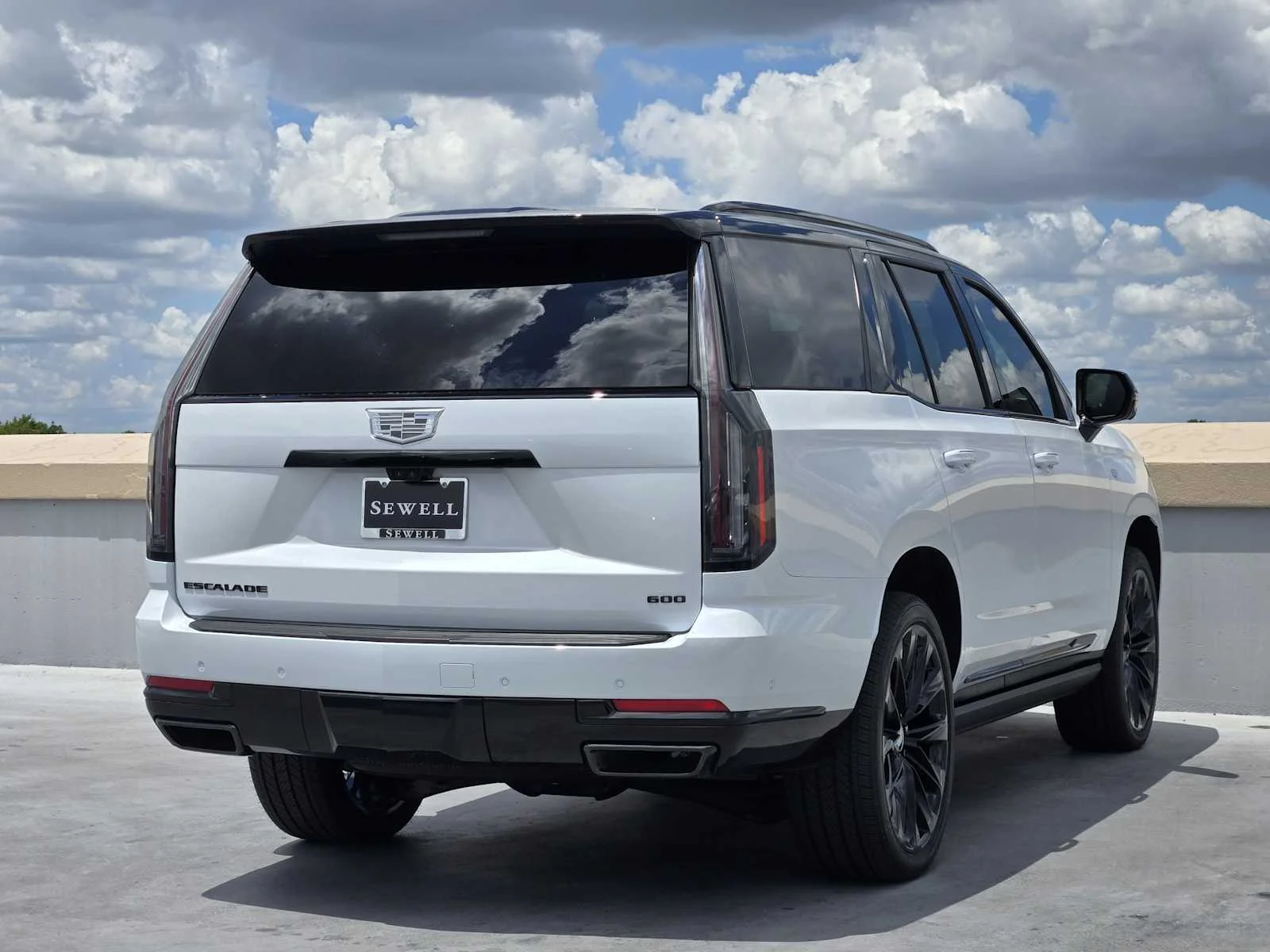 2026 Cadillac Escalade Platinum Sport - Photo 4