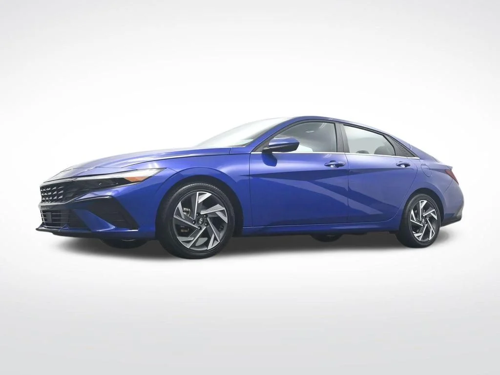 Used 2025 Blue Hyundai SEL Convenience image 29
