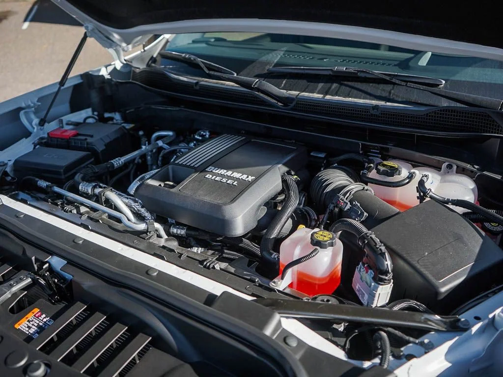 2026 Chevrolet Silverado 1500 ZR2 - Photo 6