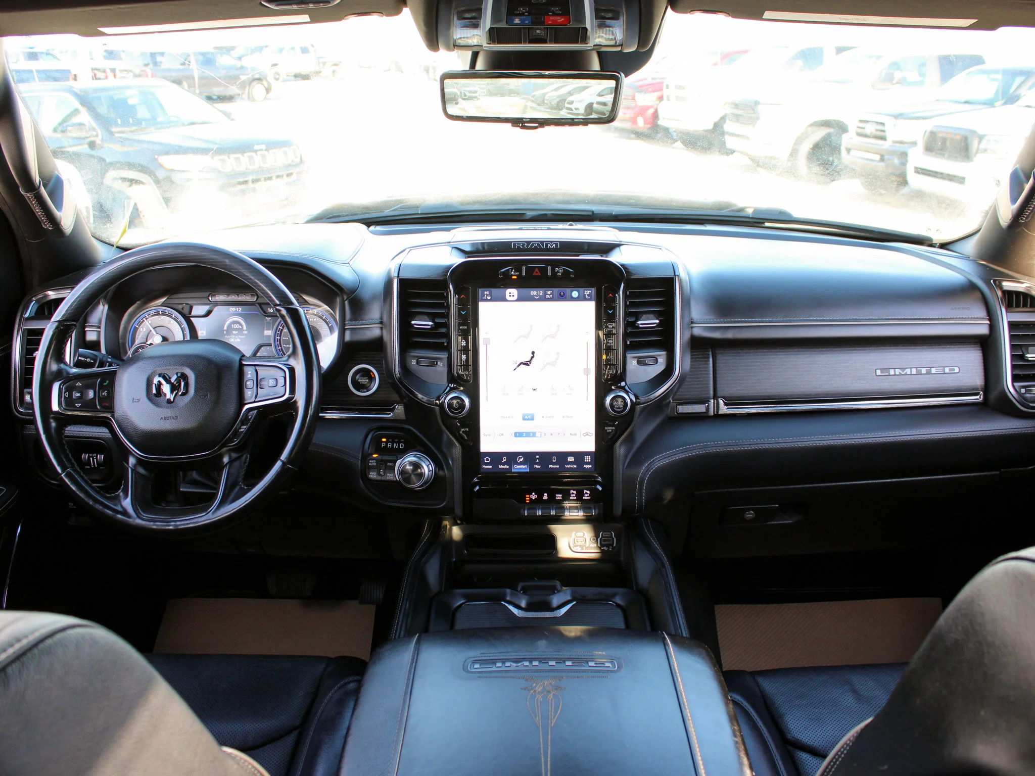 Used 2022 Grey RAM Limited * No Accidents | HEMI V8 | LOADED | ENVY Wheels | Head-Up Display | Night Edition image 4