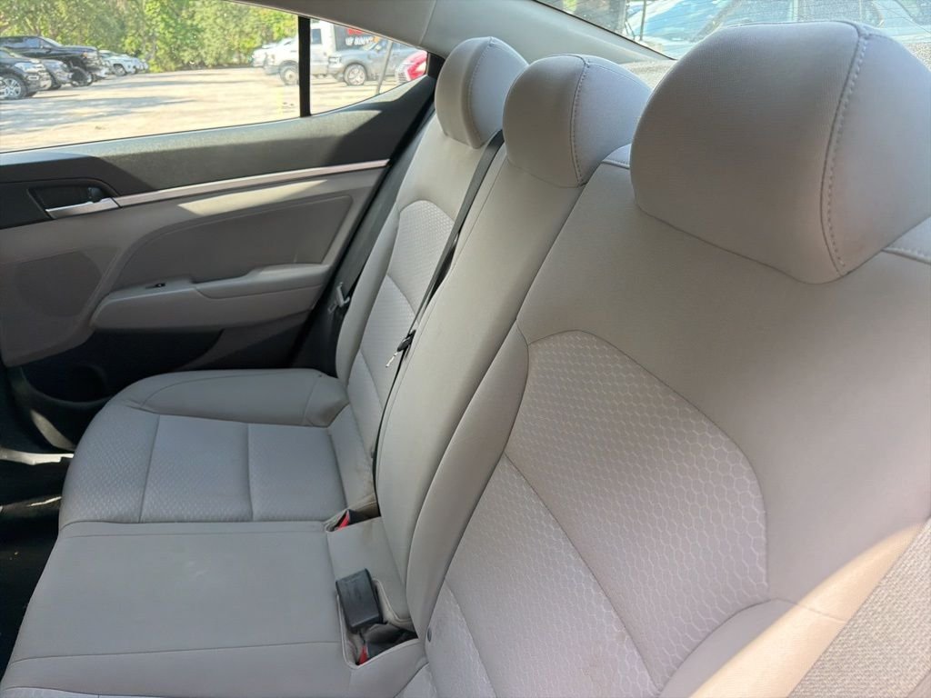 Used 2020 Gray Hyundai SEL image 11
