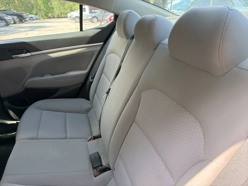 Used 2020 Portofino Gray Hyundai SEL image 11