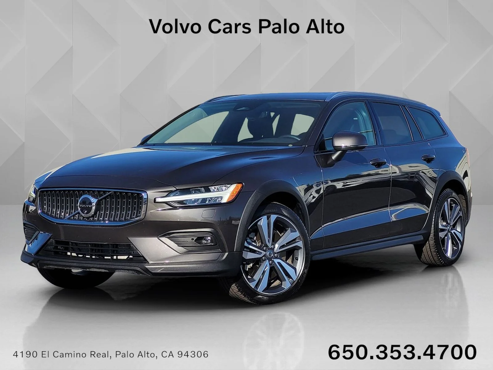 2025 Volvo V60 Cross Country