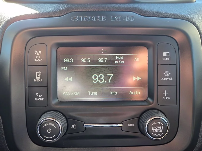 Used 2017 Black Jeep Latitude image 31