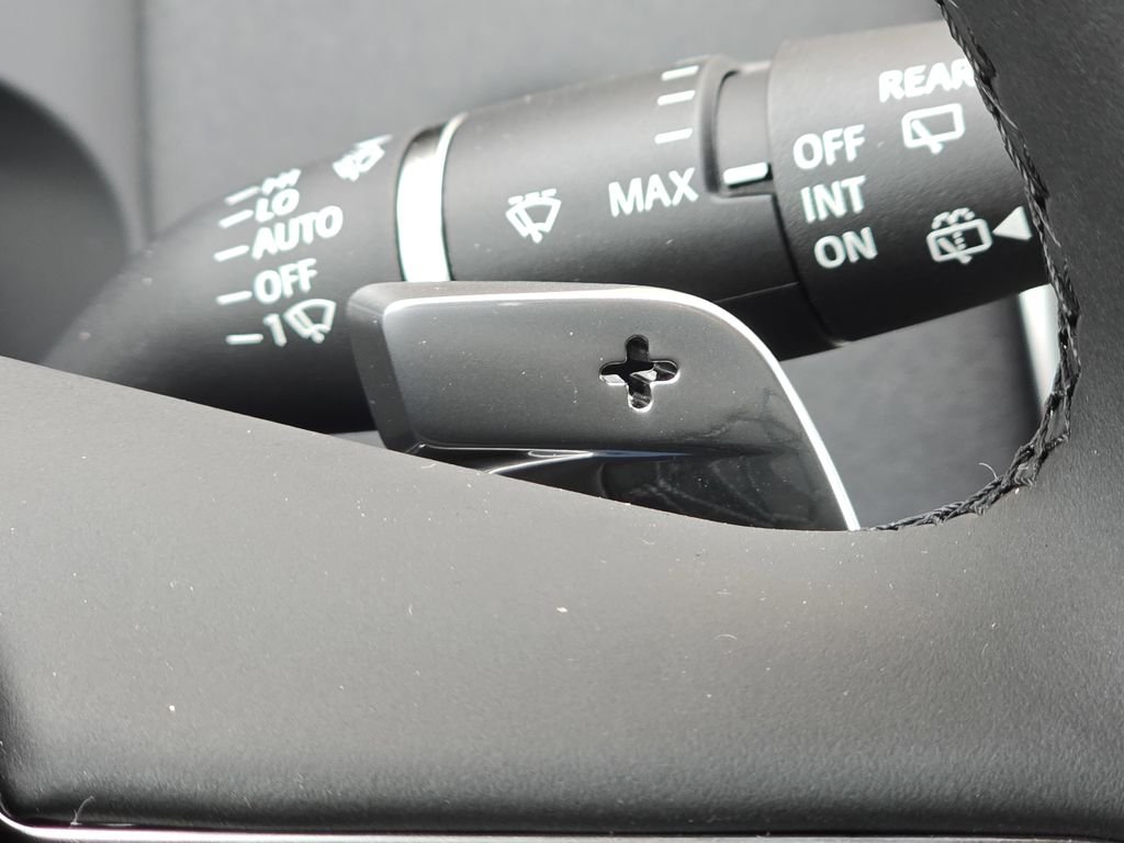 New 2025 Eiger Grey Land Rover S image 14