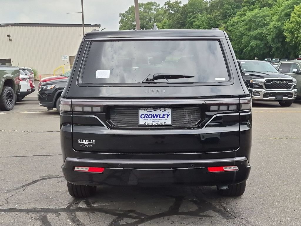 New 2026 High Gloss Black Jeep Summit Reserve image 4