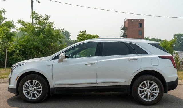 Used 2021 White Cadillac Luxury image 9