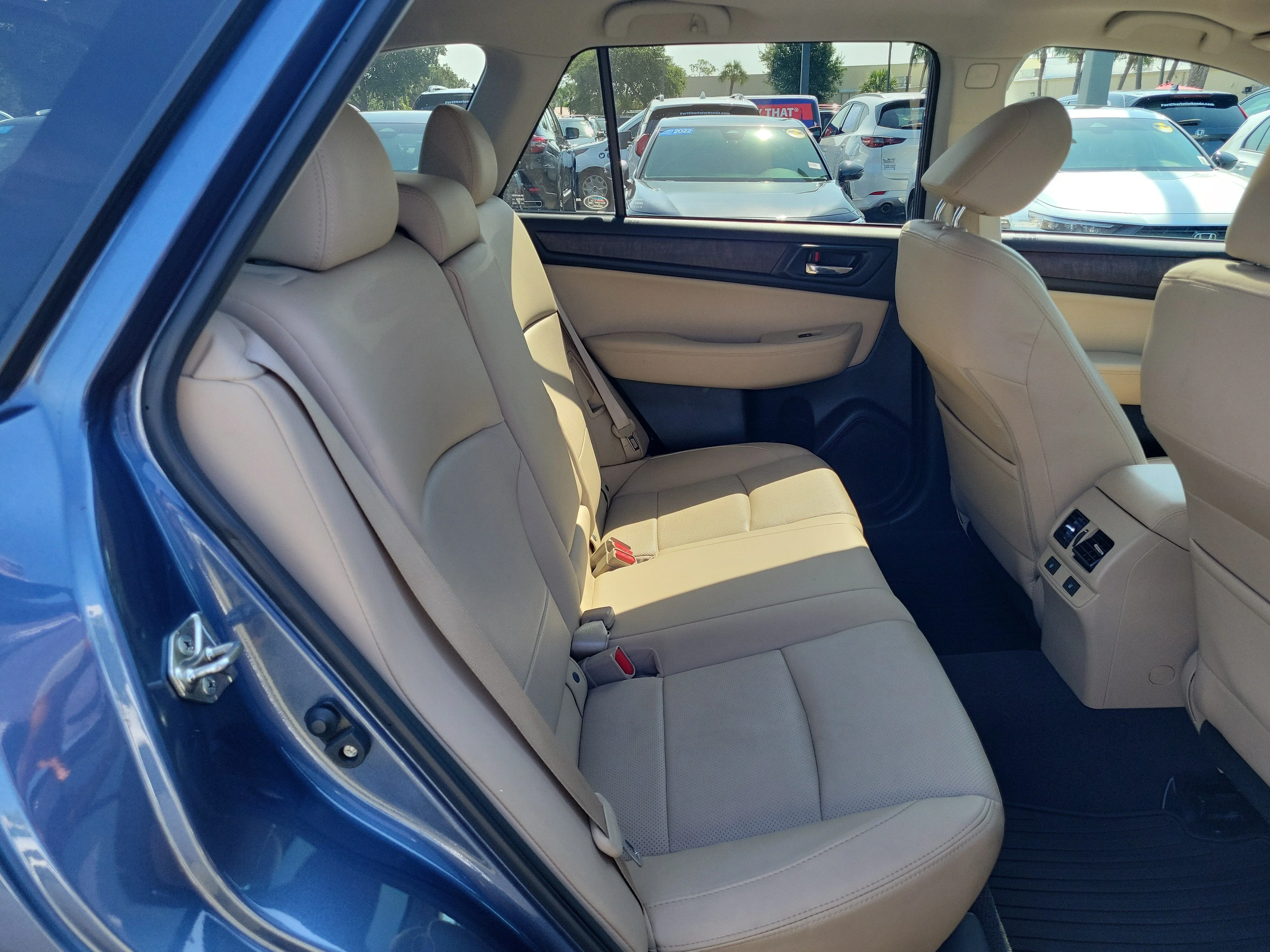 Used 2017 Blue Subaru 2.5i image 10