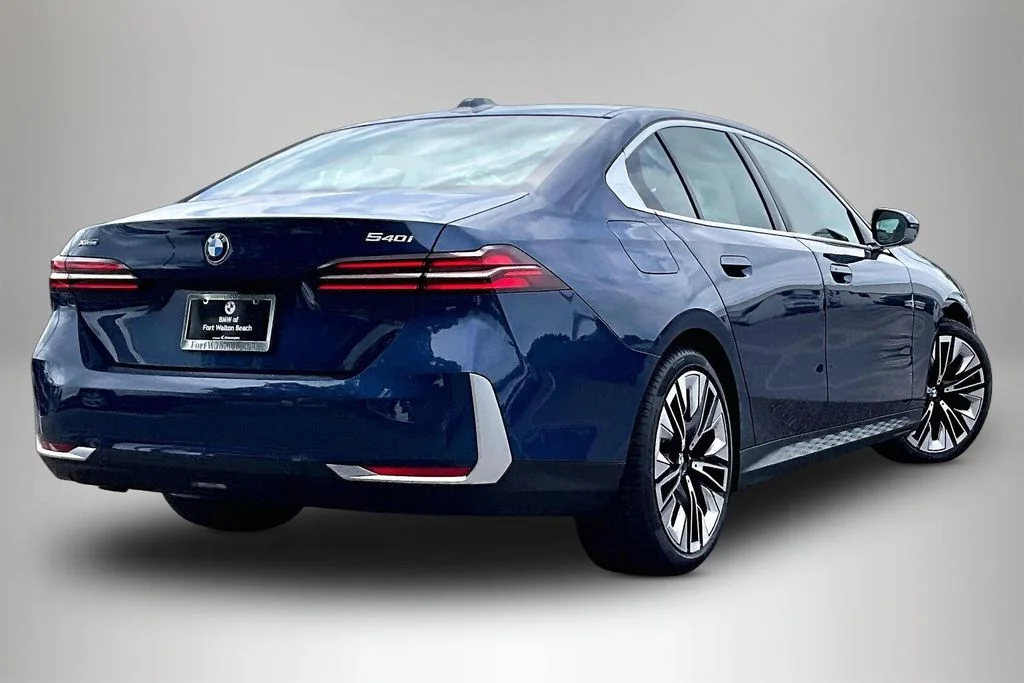 New 2026 BMW 5 Series 540i xDrive 4D Sedan