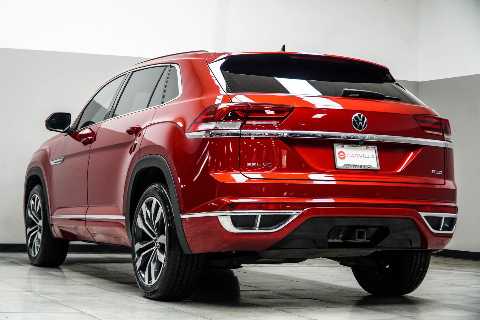 Used 2020 Red Volkswagen 3.6L V6 SEL Premium R-Line image 10