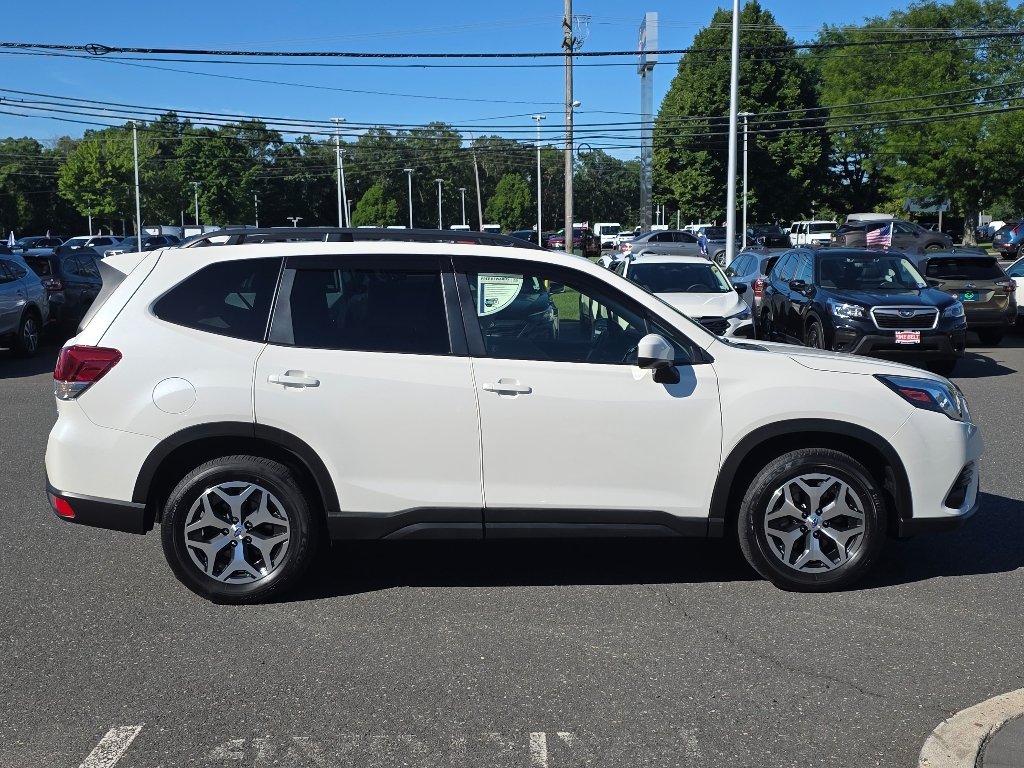 Used 2023 White Subaru Premium image 19