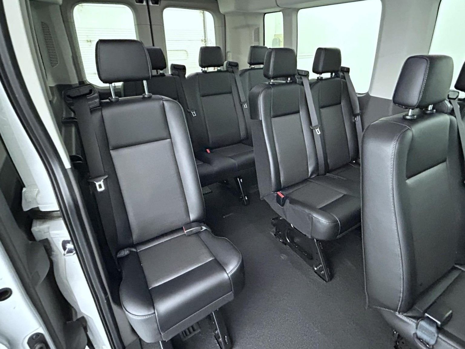 2026 Ford Transit Passenger Van XL - Photo 18