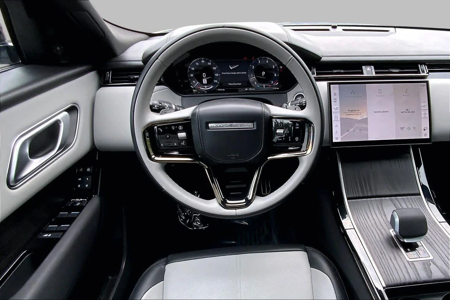 Used 2026 GRAY Land Rover Dynamic SE image 6