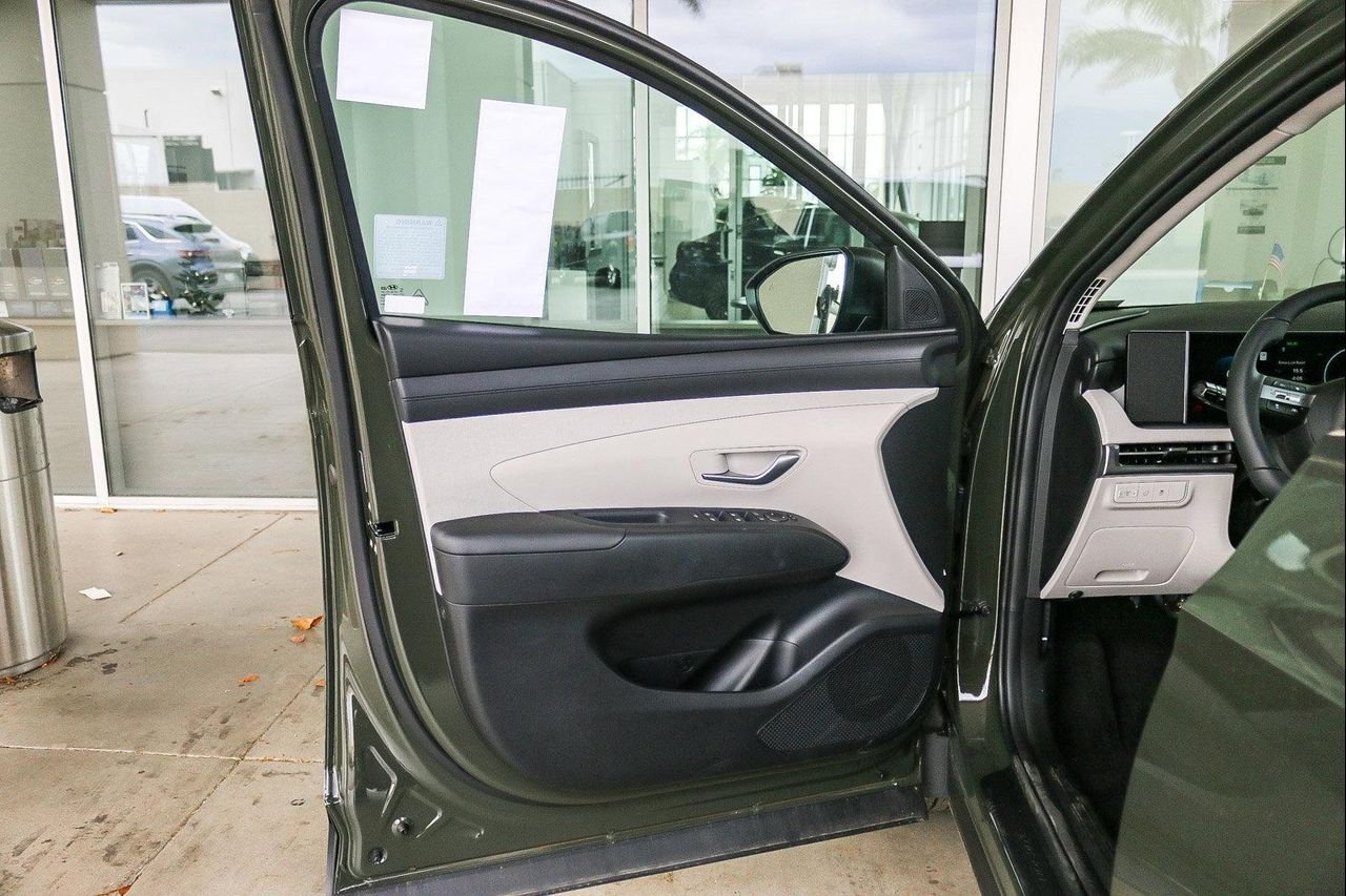 New 2026 Green Hyundai SEL Premium image 24