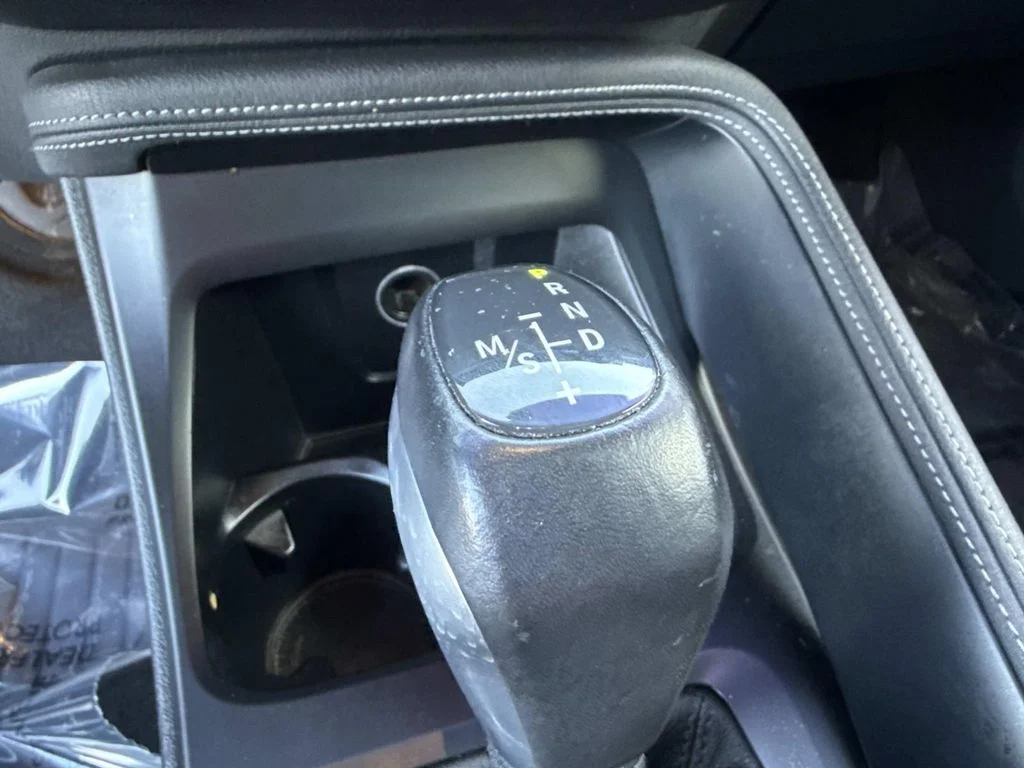 Used 2019 Black BMW sDrive28i image 36