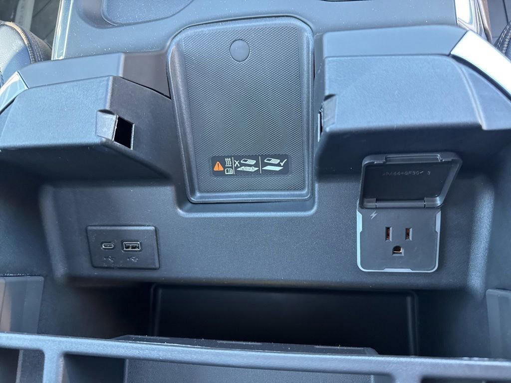 2026 Chevrolet Silverado 1500 High Country - Photo 40
