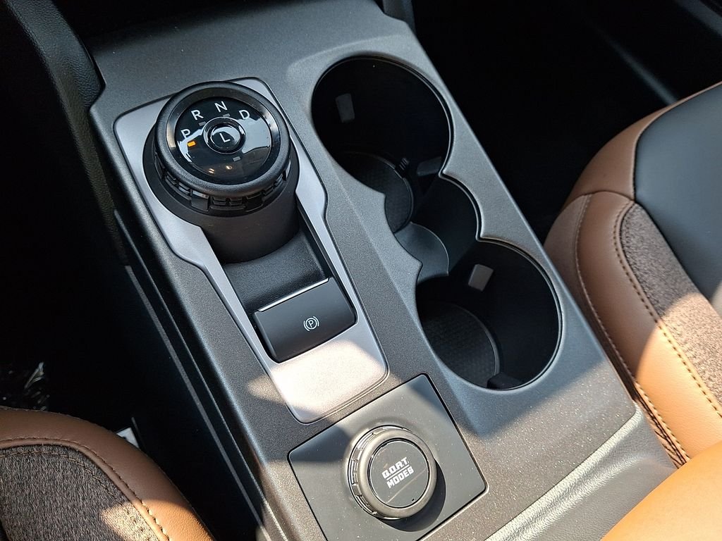 New 2026 Velocity Blue Metallic Ford Outer Banks® image 14