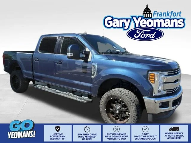 Used 2019  Ford Lariat image 1