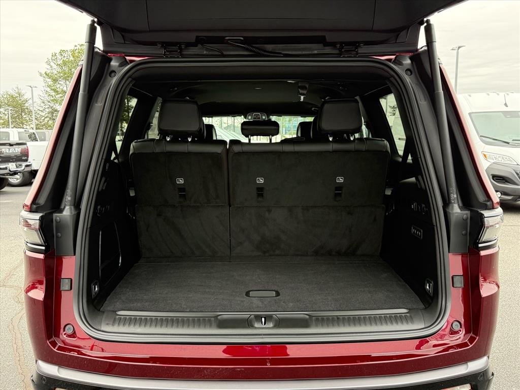 New 2026 Velvet Red Pearlcoat (DISC) Jeep Limited Altitude 4x4 image 7