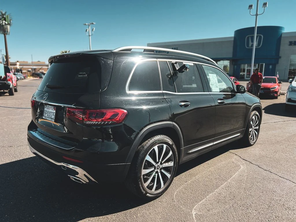 Used 2022 Black Mercedes-Benz GLB 250 image 5