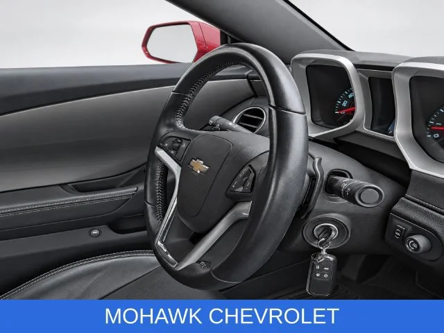 Used 2015 CRYSTAL RED TINTCOAT Chevrolet LT image 22
