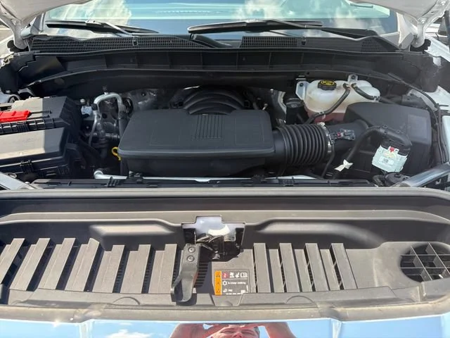 Used 2023 Summit White GMC SLE image 27