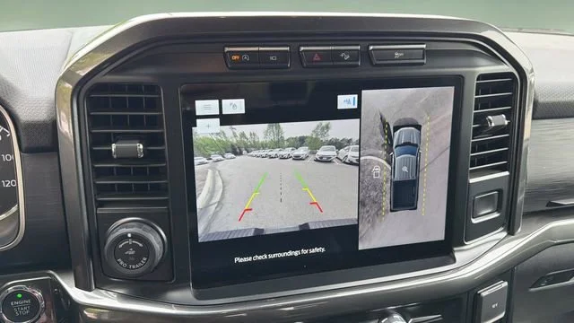 Used 2023 Gray Ford XLT image 27