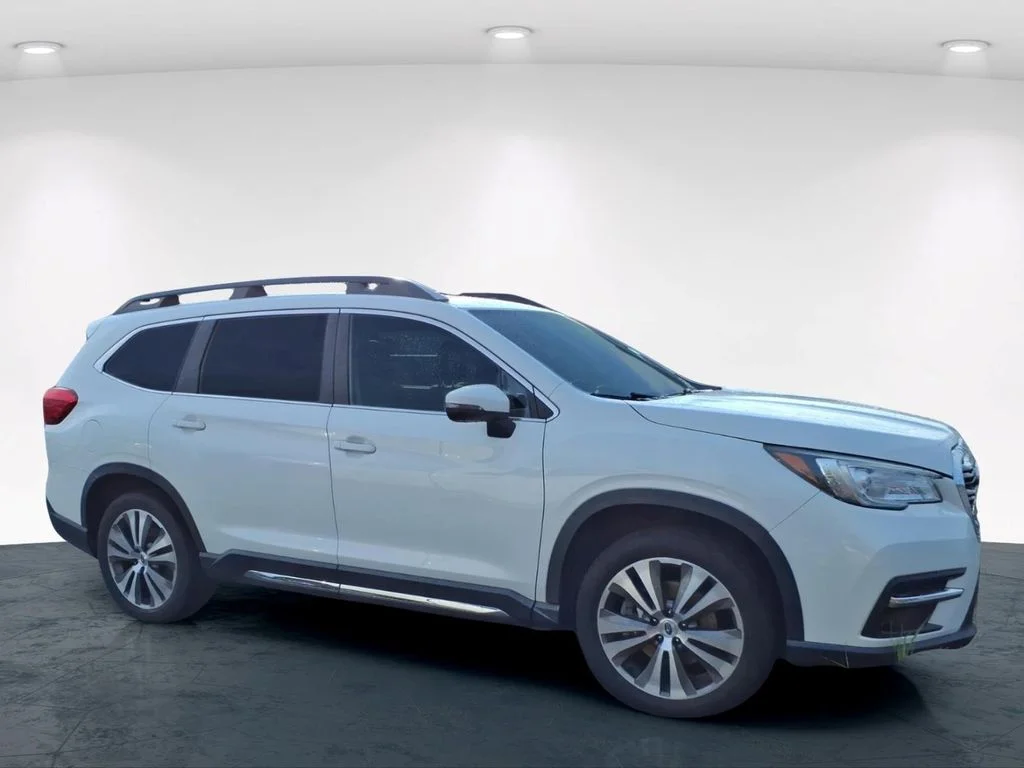 Used 2021 White Subaru Limited image 4