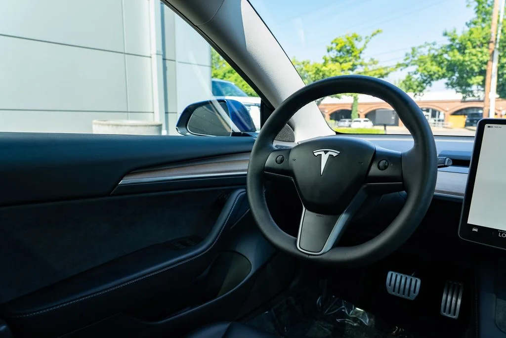 Used 2023 Blue Tesla Performance image 11