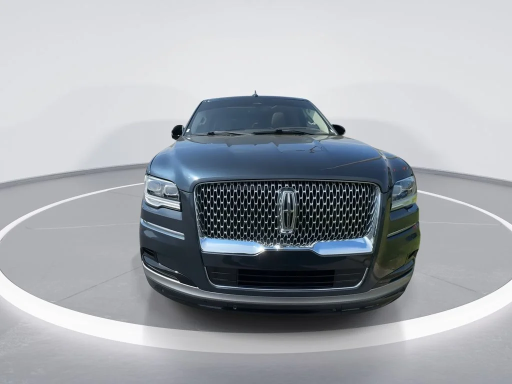 Used 2024 Blue Lincoln Reserve image 3