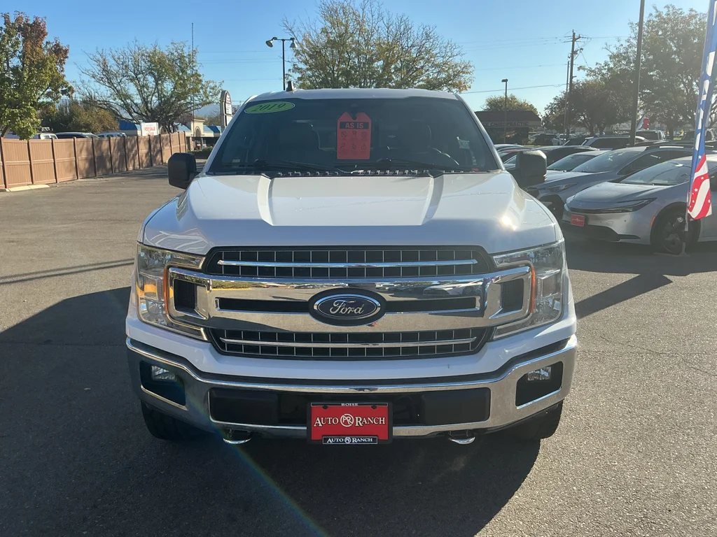 Used 2019 Oxford White Ford XLT image 2