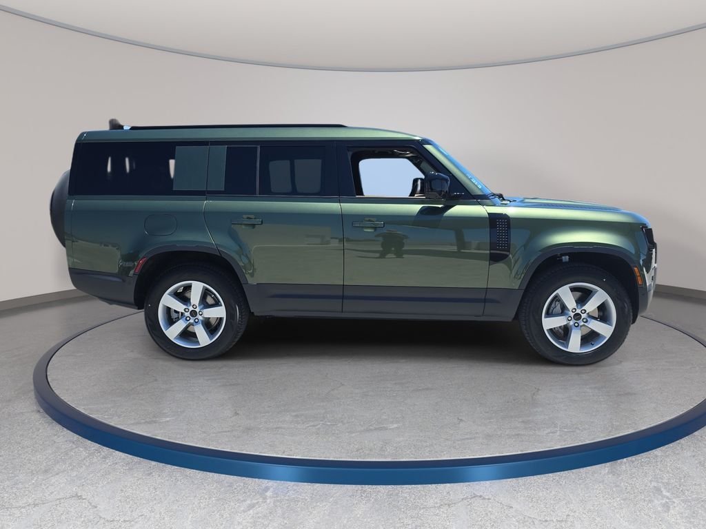 New 2026 Woolstone Green LAND ROVER S image 4
