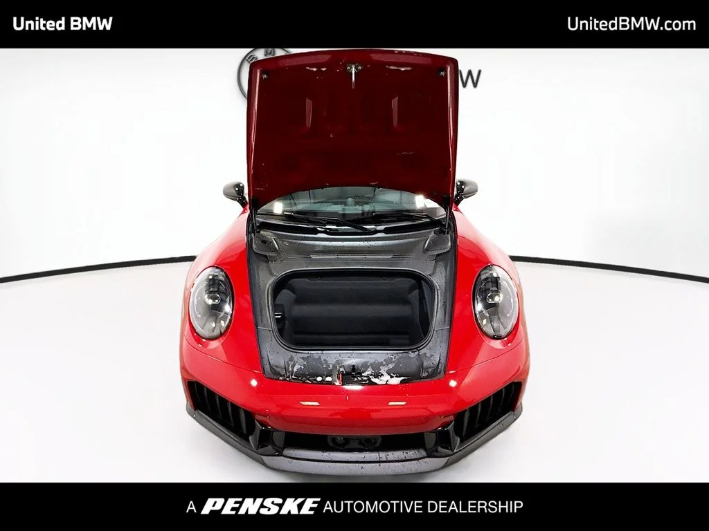 2026 Porsche 911 GTS - Photo 14
