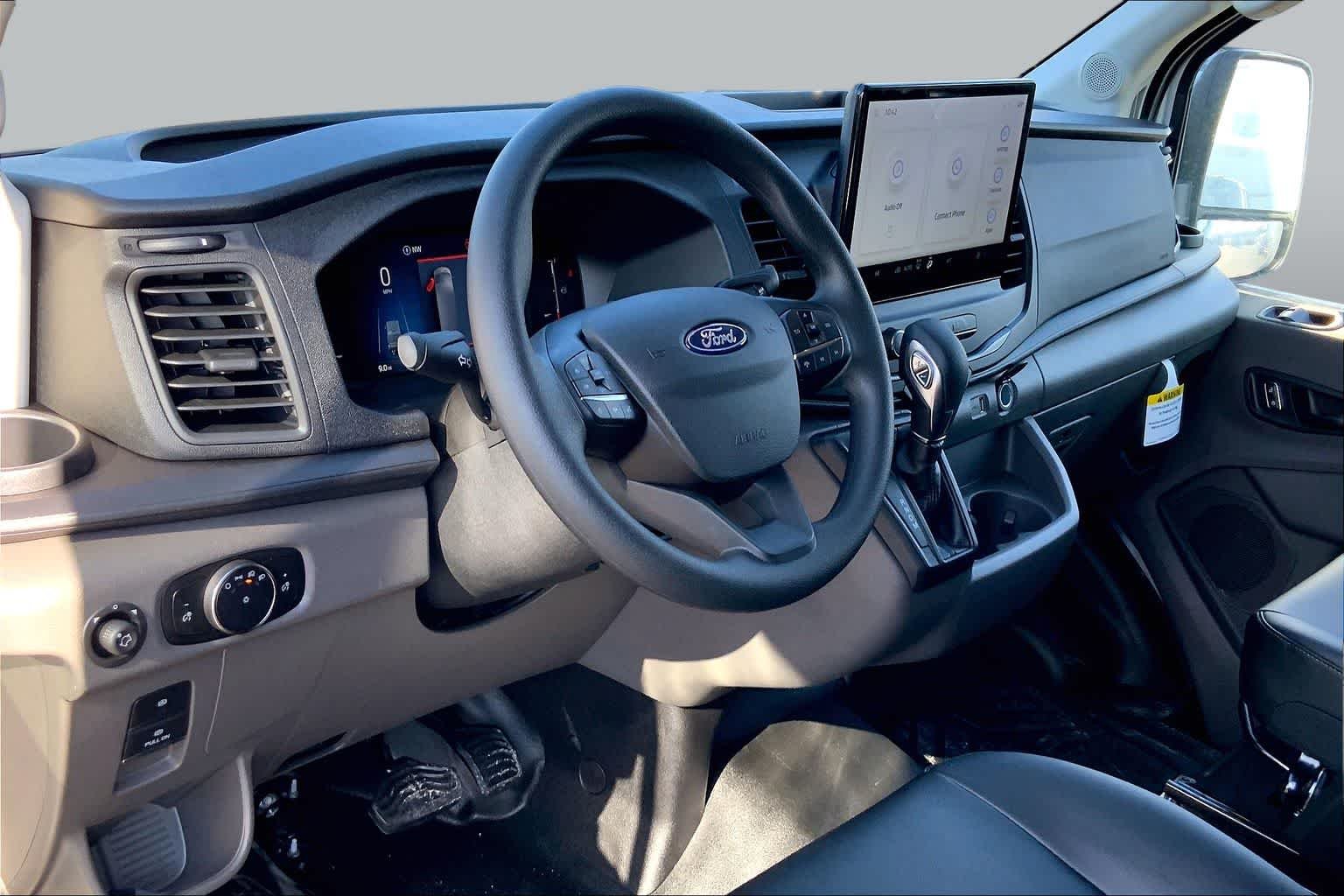 New 2026 Oxford White Ford Cargo Van image 6