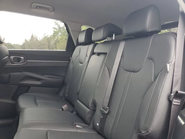New 2026 Ebony Black Kia S image 9