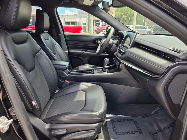 Certified Used 2022 Black Jeep Latitude image 20