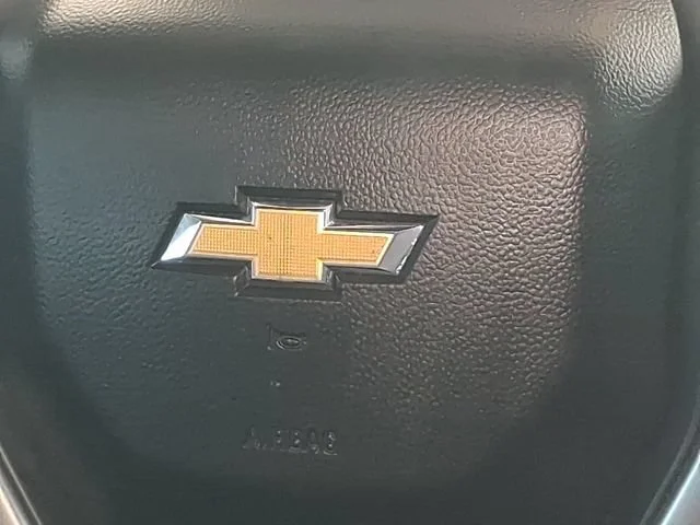 Used 2023 IRIDESCENT PEARL TRICOAT Chevrolet LTZ image 12