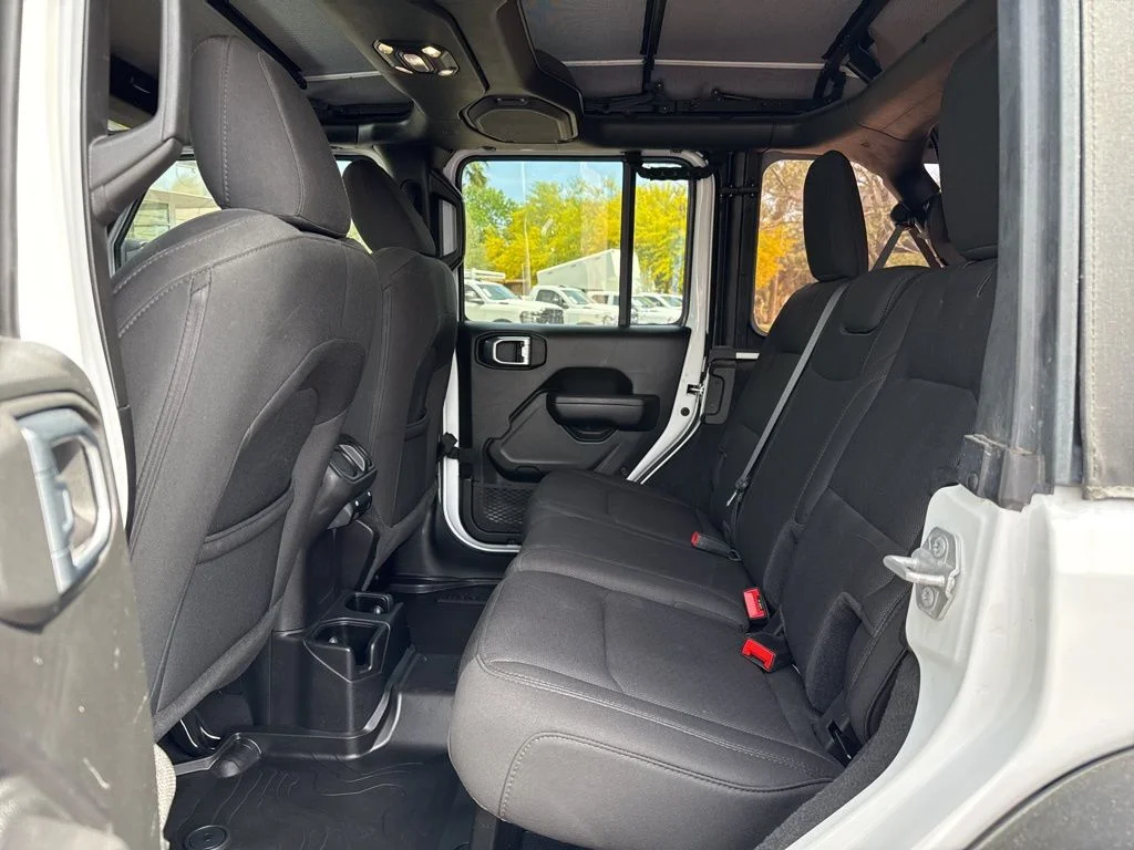 Used 2022 White Jeep Unlimited Willys image 22