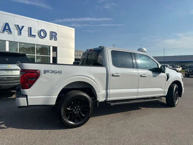 New 2026 Avalanche Ford Lariat® image 20