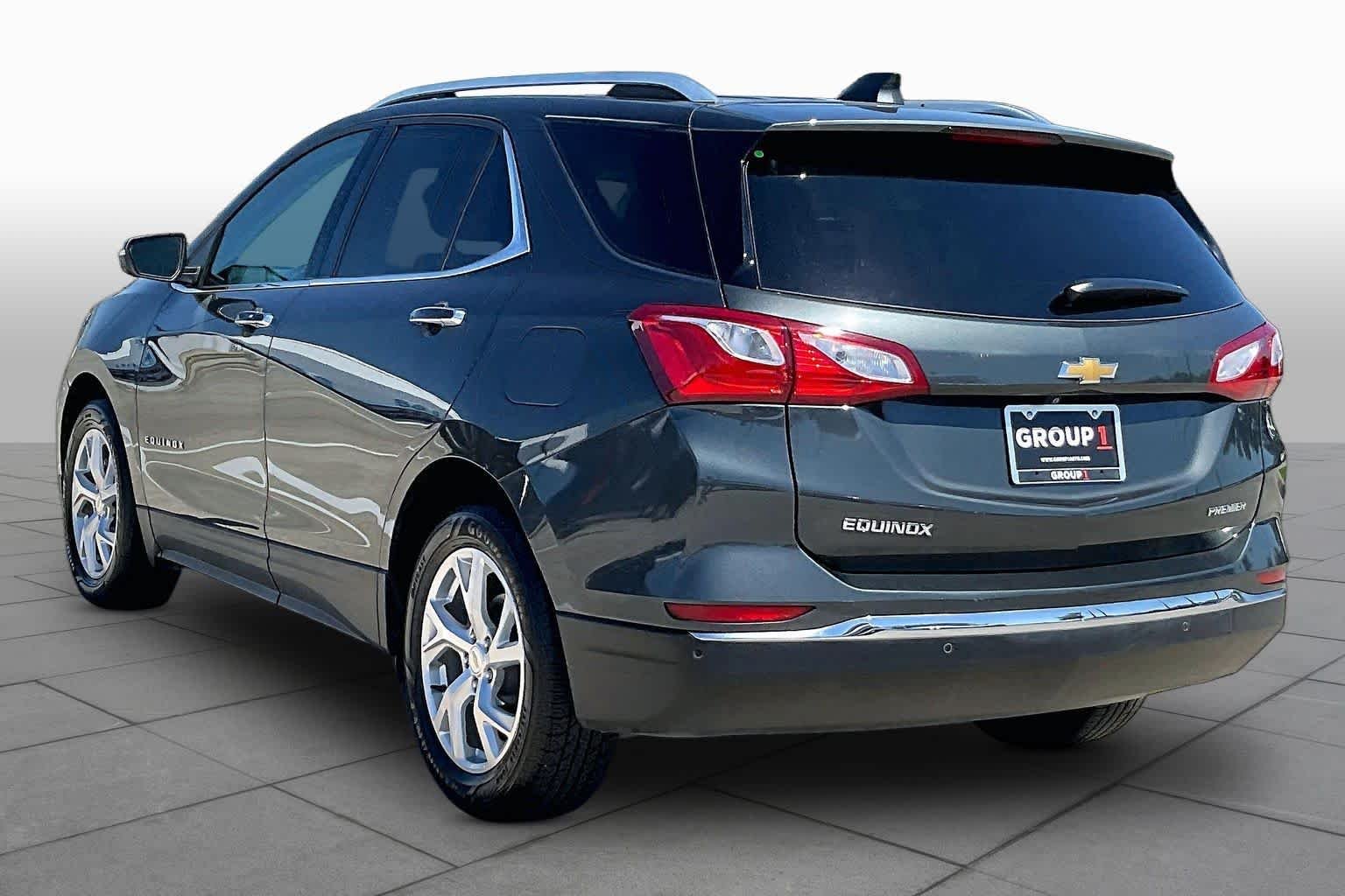 Used 2020 Nightfall Gray Metallic Chevrolet Premier image 12