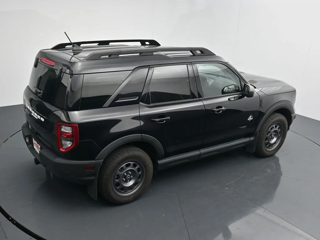Used 2024 Black Ford Outer Banks image 21