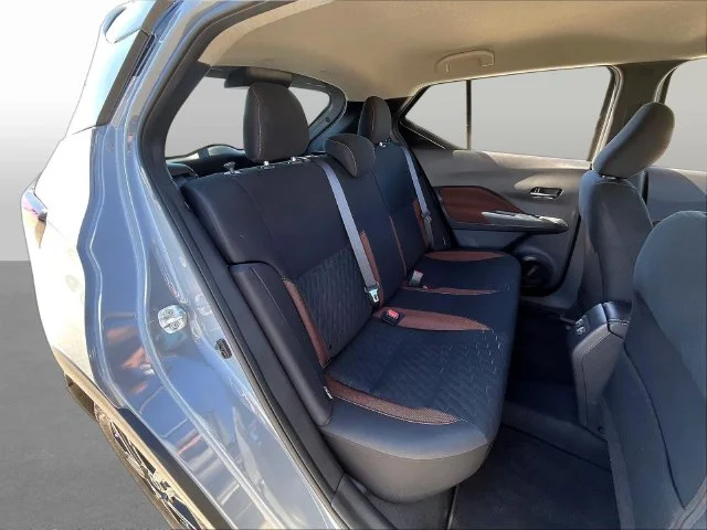 Used 2024 Gray Nissan SR image 27