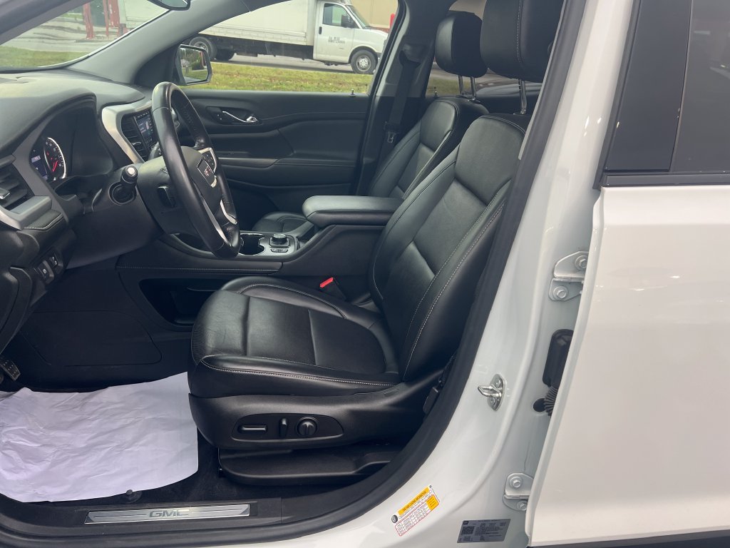 Used 2022 White GMC SLT image 11
