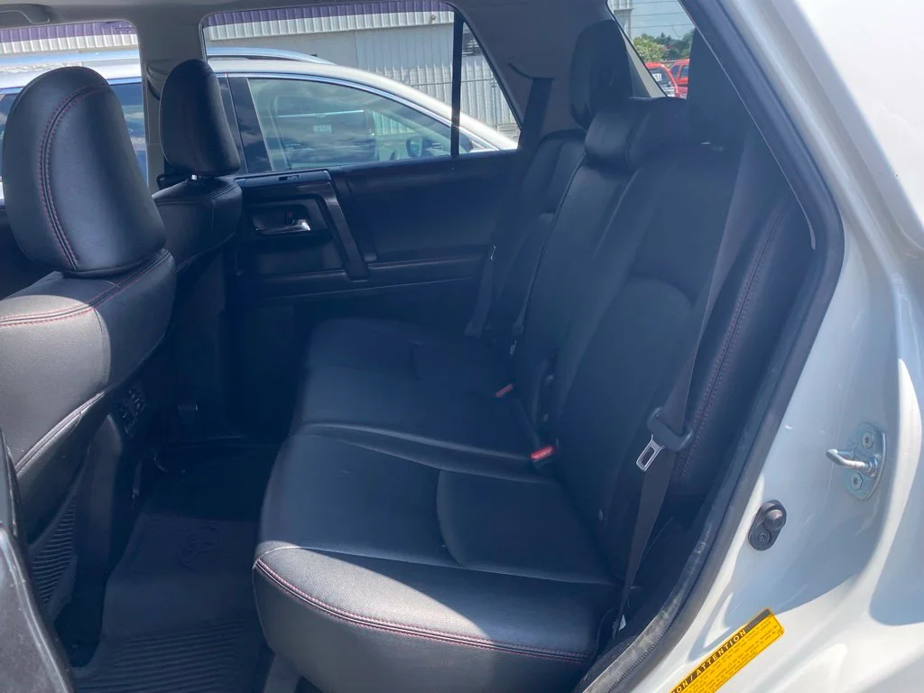 Used 2021 White Toyota Venture image 5