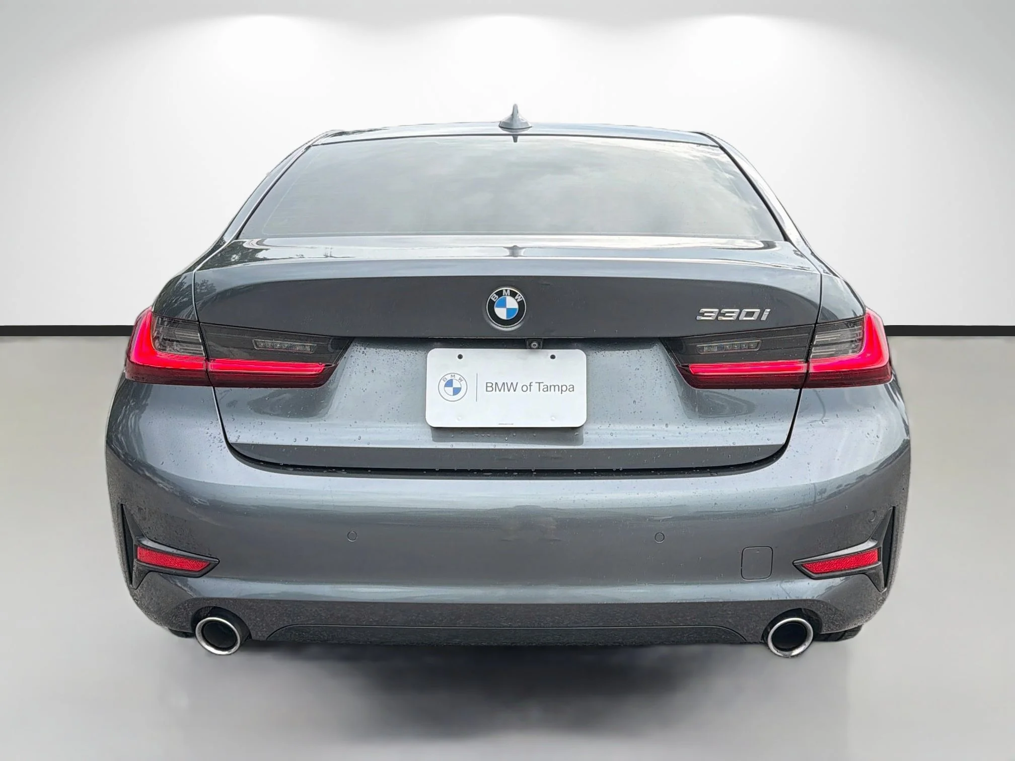 Used 2022 Mineral Grey Metallic BMW 330i image 4