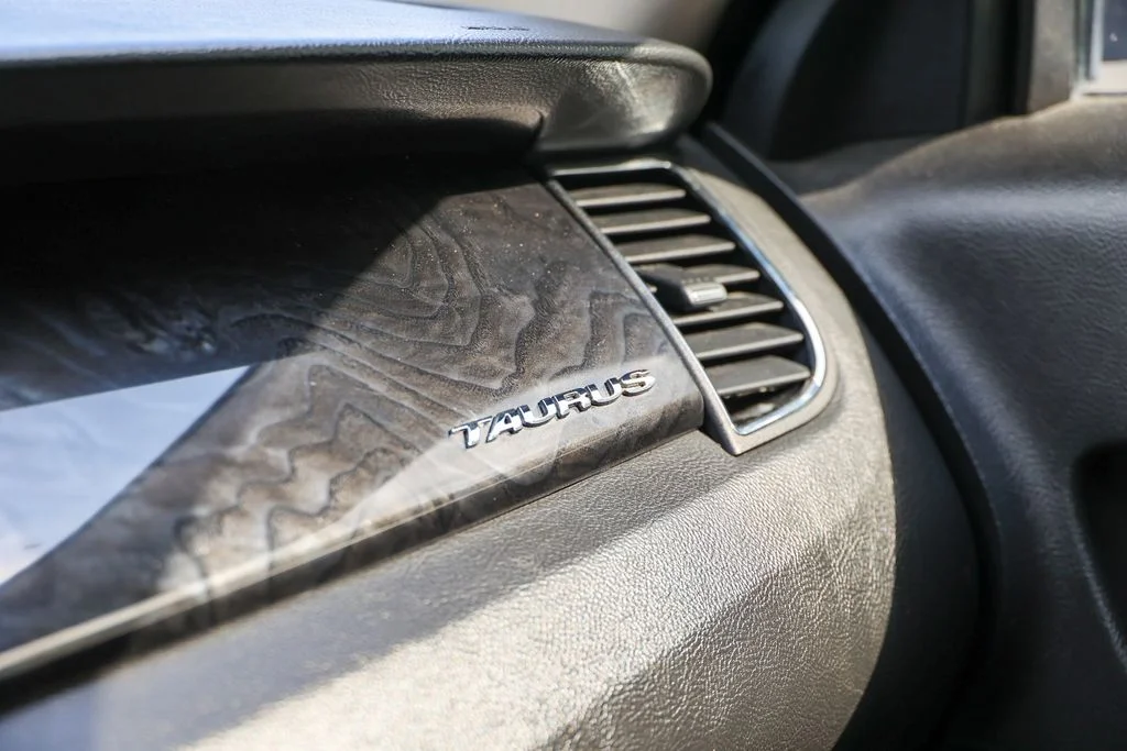 Used 2012 Blue Ford Limited image 9