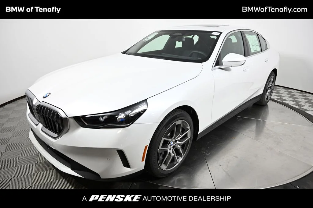 2026 BMW 5 Series 530i xDrive Sedan's photo